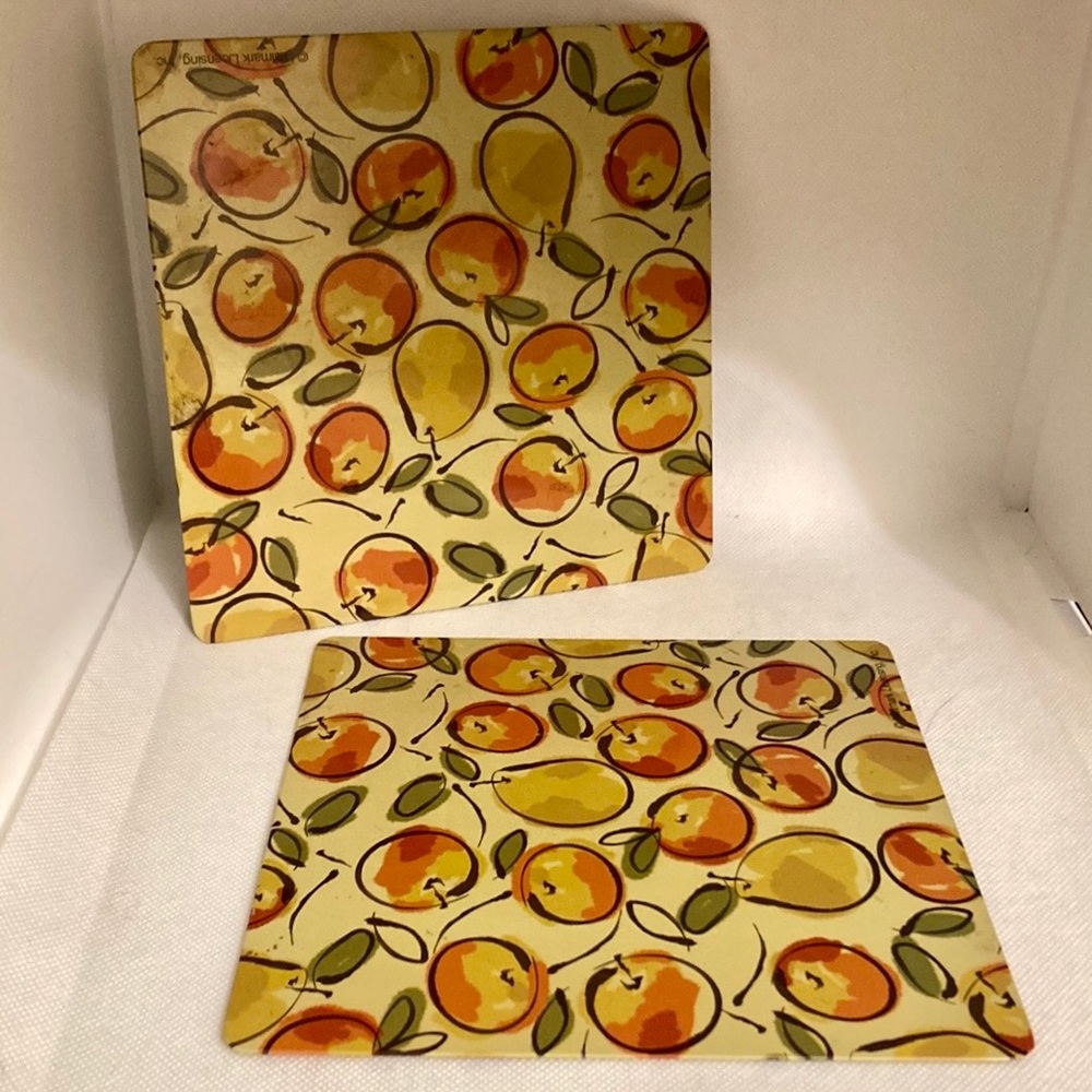 PAIR OF 7” x 7” INSULATED HOT PADS by RANGE KLEEN VINTAGE FRUIT PATTERN